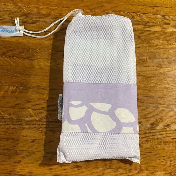 Norwex Beach Towel Aloha limited edition NWT - Picture 4 of 6